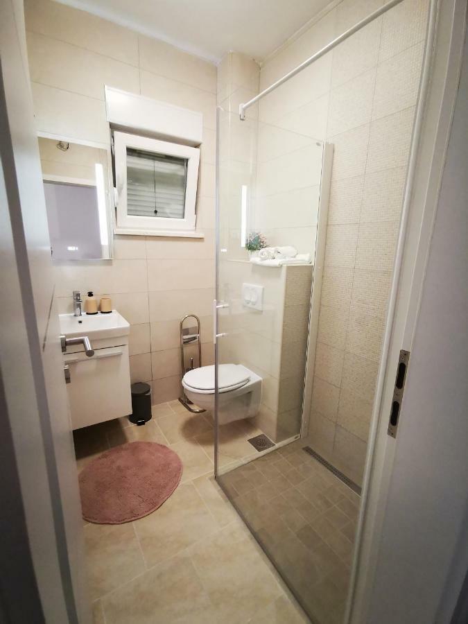 Charming Studio - Apartment Макарська Екстер'єр фото